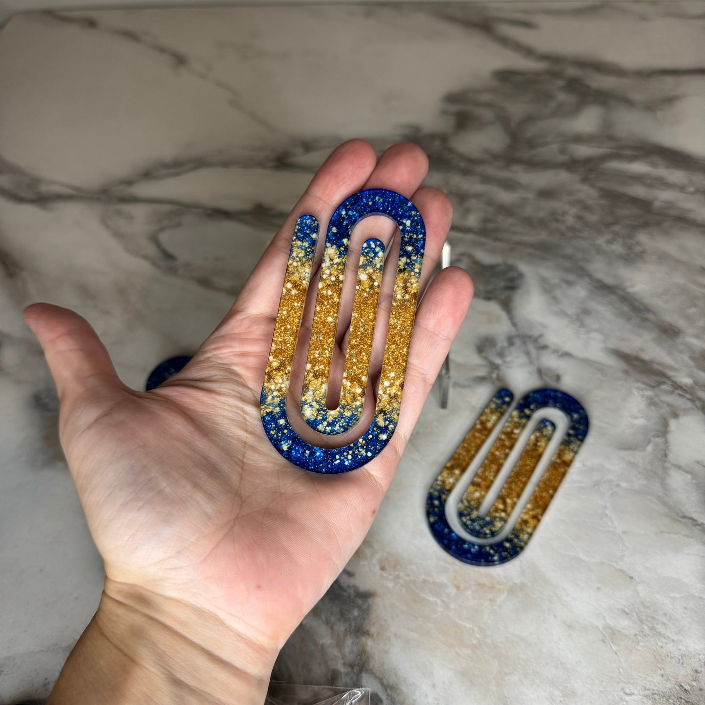Jumbo Paperclip - Blue Gold Glitter