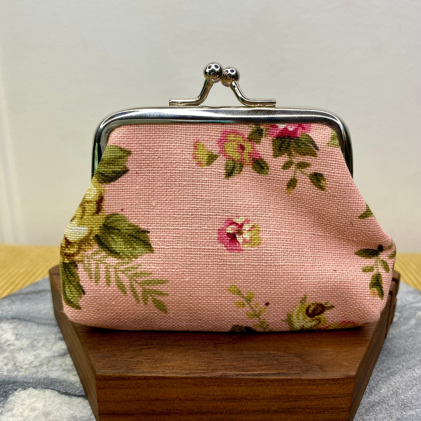 Clamshell Coin Purse Wallet (Smaller) - Floral