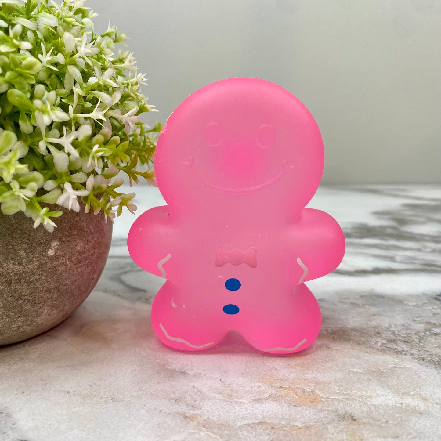 Super Duper Sugar Squisher Toy - Gingerbread Man - Pink