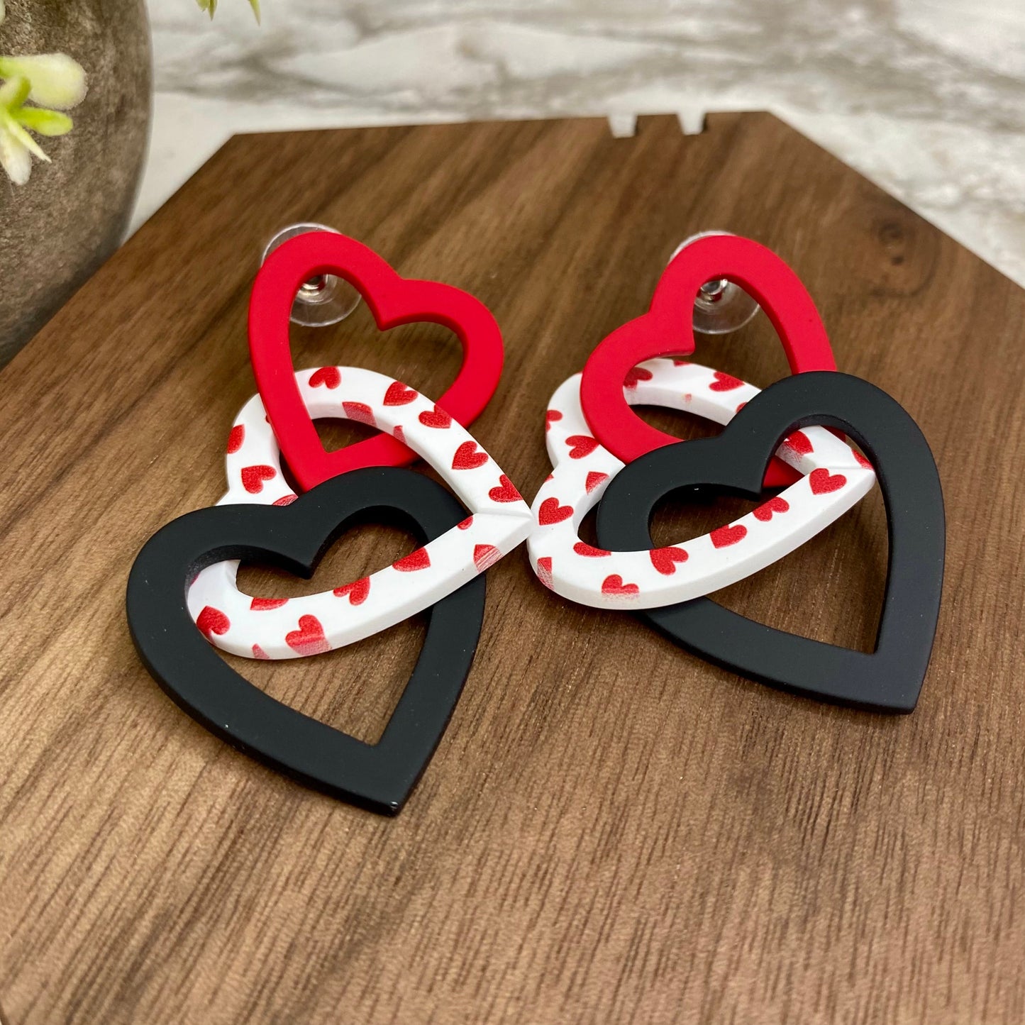 Soft Acrylic Dangle Earrings - Hearts Linked